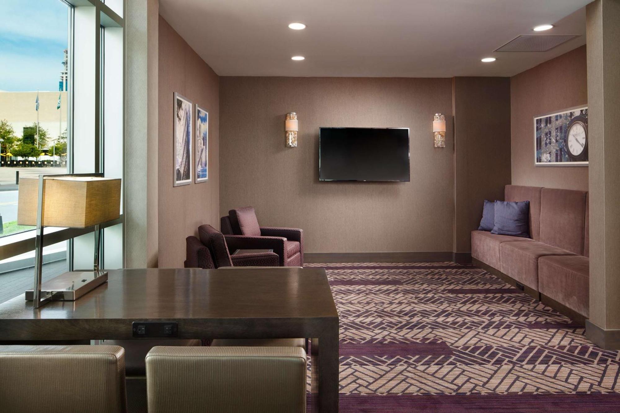 Embassy Suites By Hilton Charlotte Uptown Exteriér fotografie