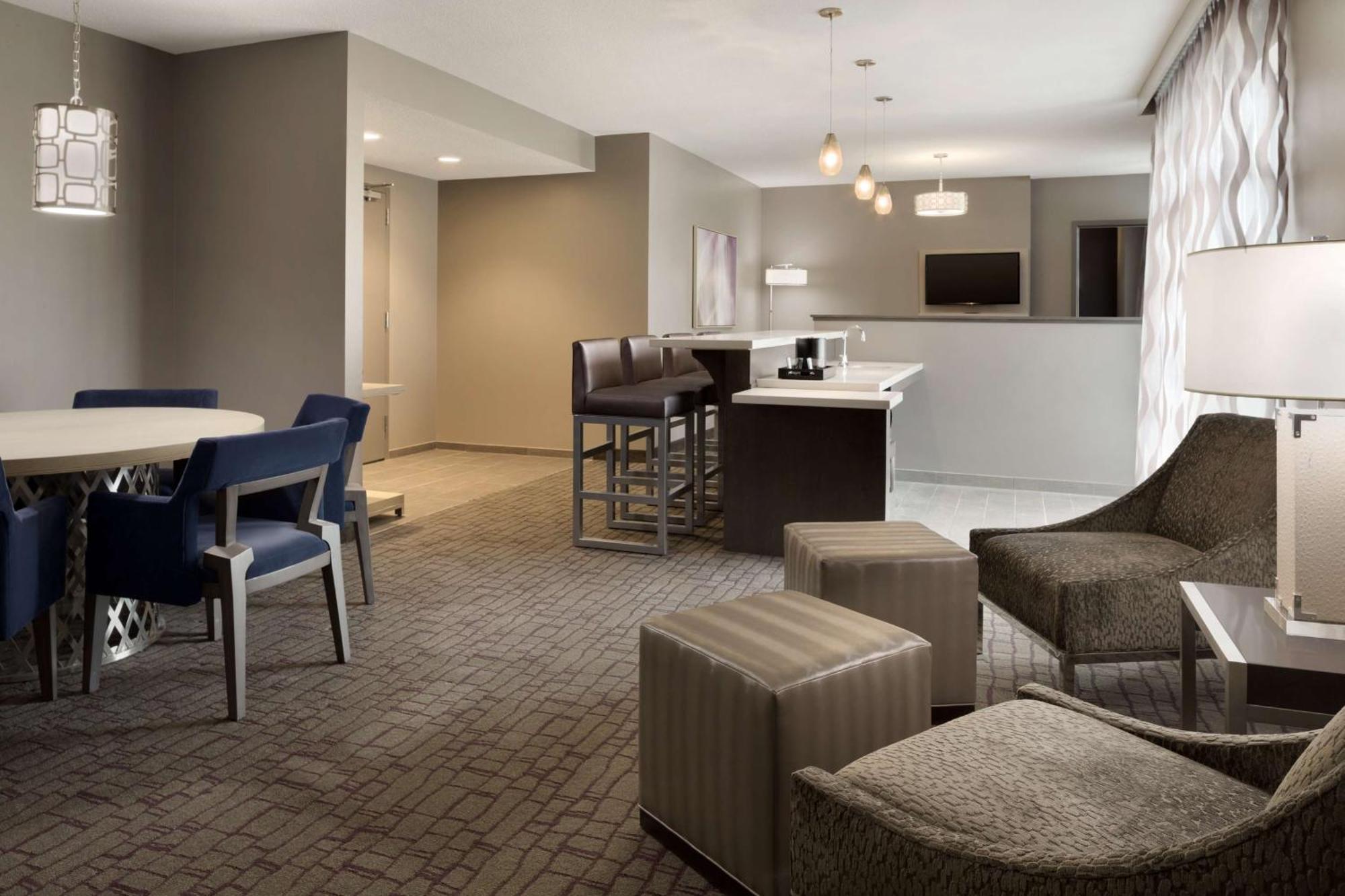 Embassy Suites By Hilton Charlotte Uptown Exteriér fotografie